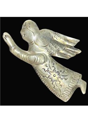 Vintage (1970's) Sterling Silver Etched Angel Brooch